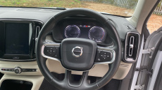 Volvo Xc40 2.0 T4 Inscription 5dr Geartronic Petrol Estate